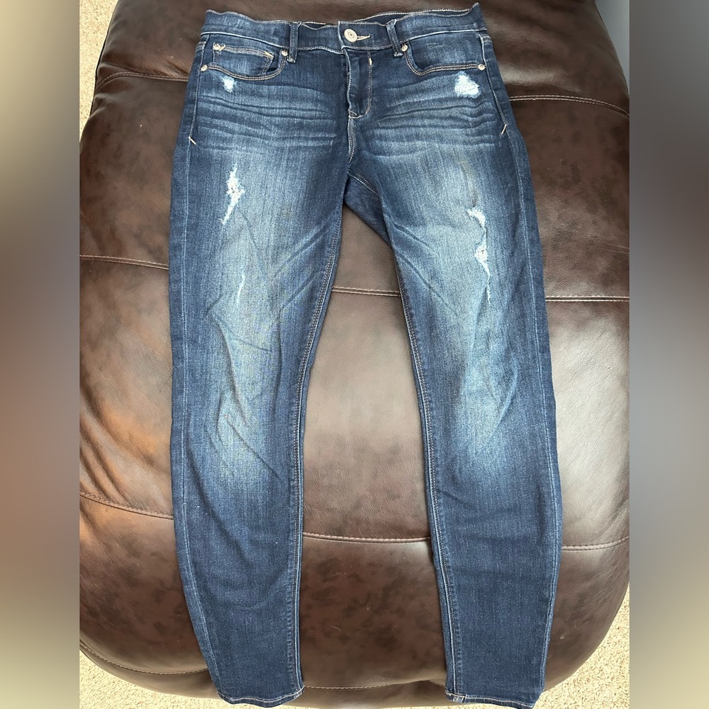 EXPRESS Women’s Mid Rise Distressed Skinny Jeans in Medium Wash - 8R